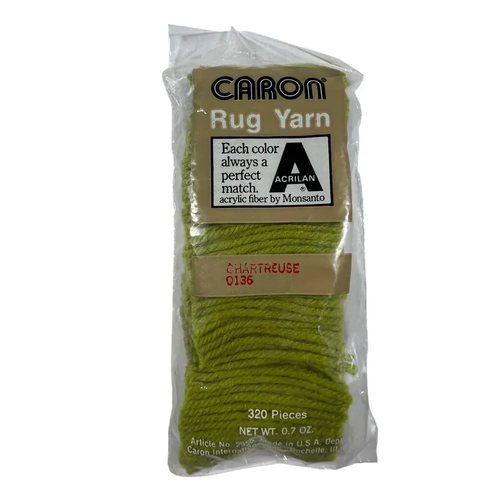 CARON Rug Yarn Lot 20 Chartreuse 0136 Acrylic Acrilan Latch Hook 320 Pieces NEW